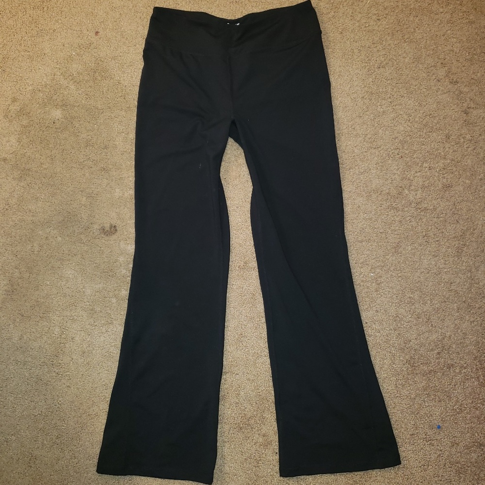 GAIAM Black Stretch Yoga flared Pants